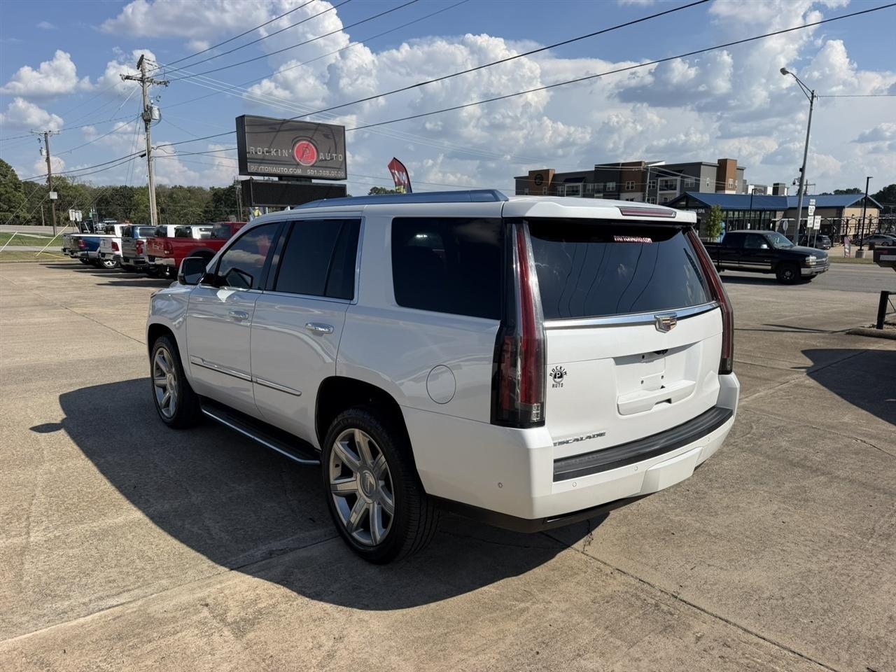 Cadillac Escalade  2017