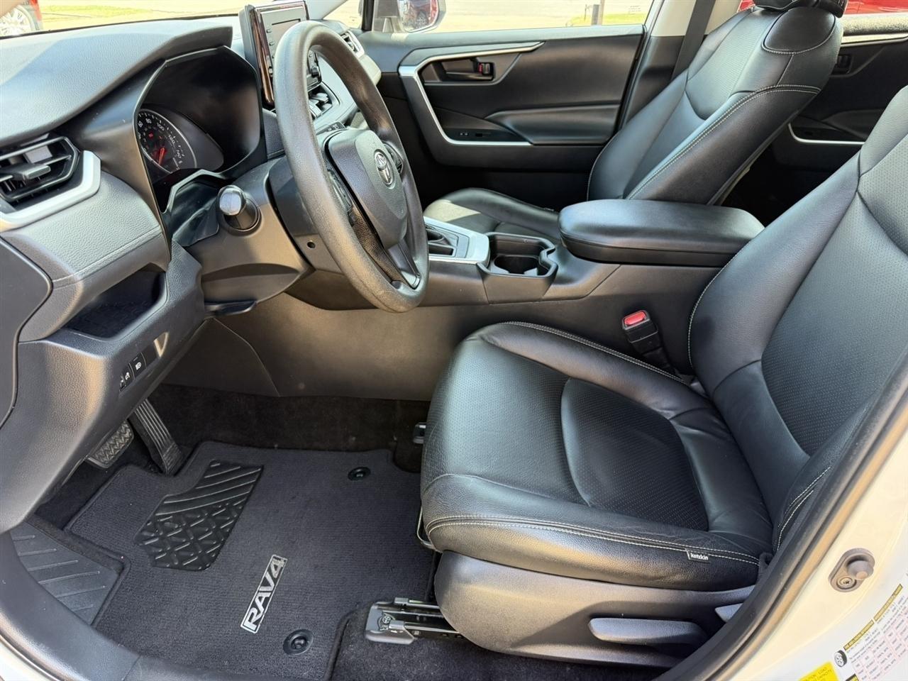 Toyota RAV4  2019