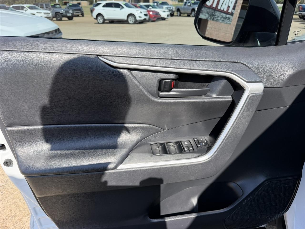 Toyota RAV4  2019