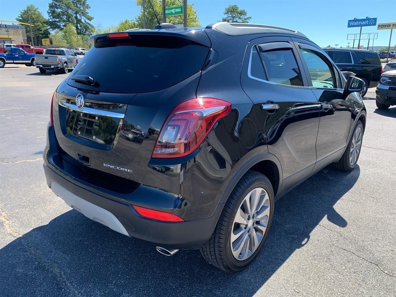 Buick Encore  2020
