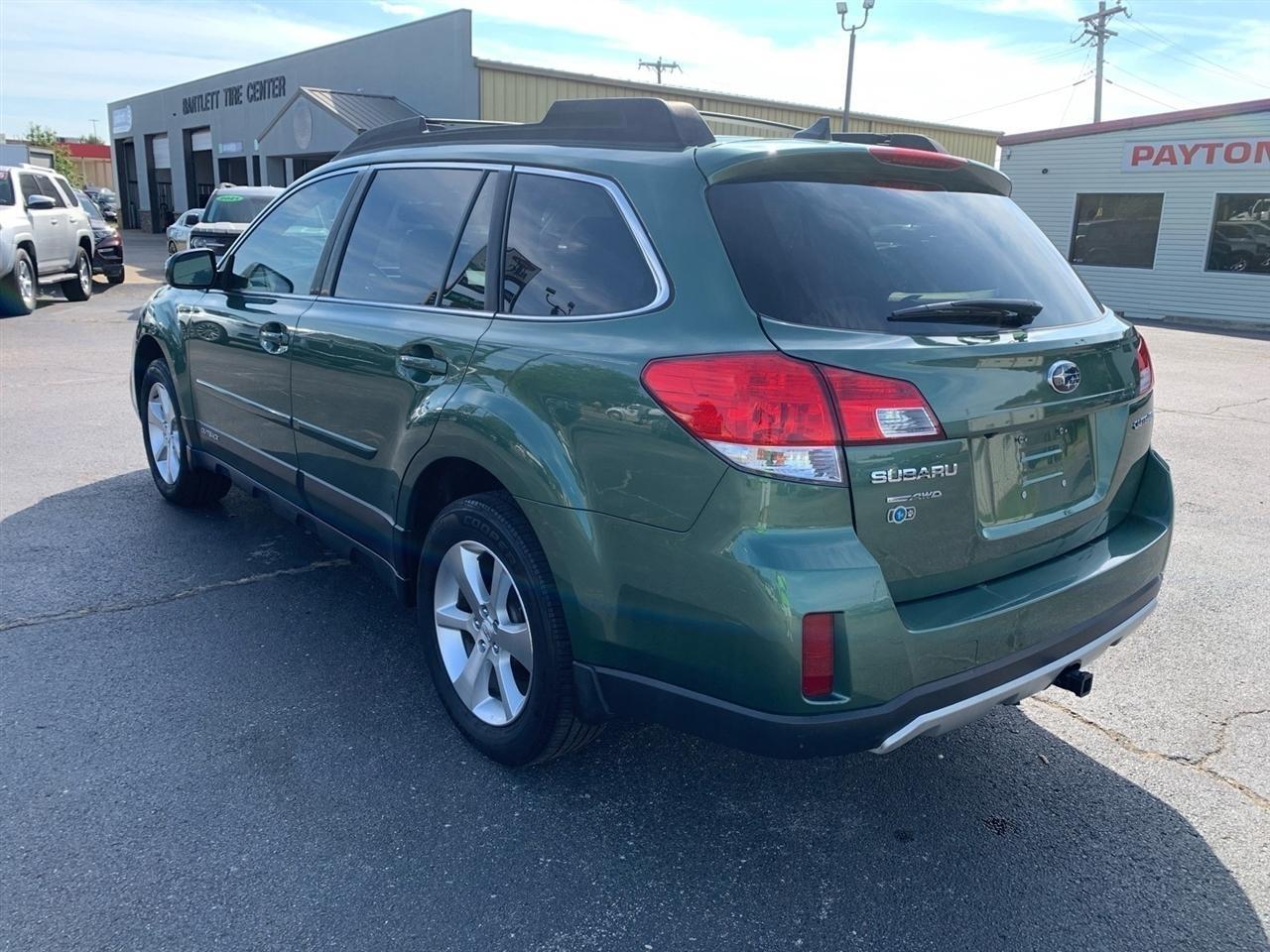 Subaru Outback  2013