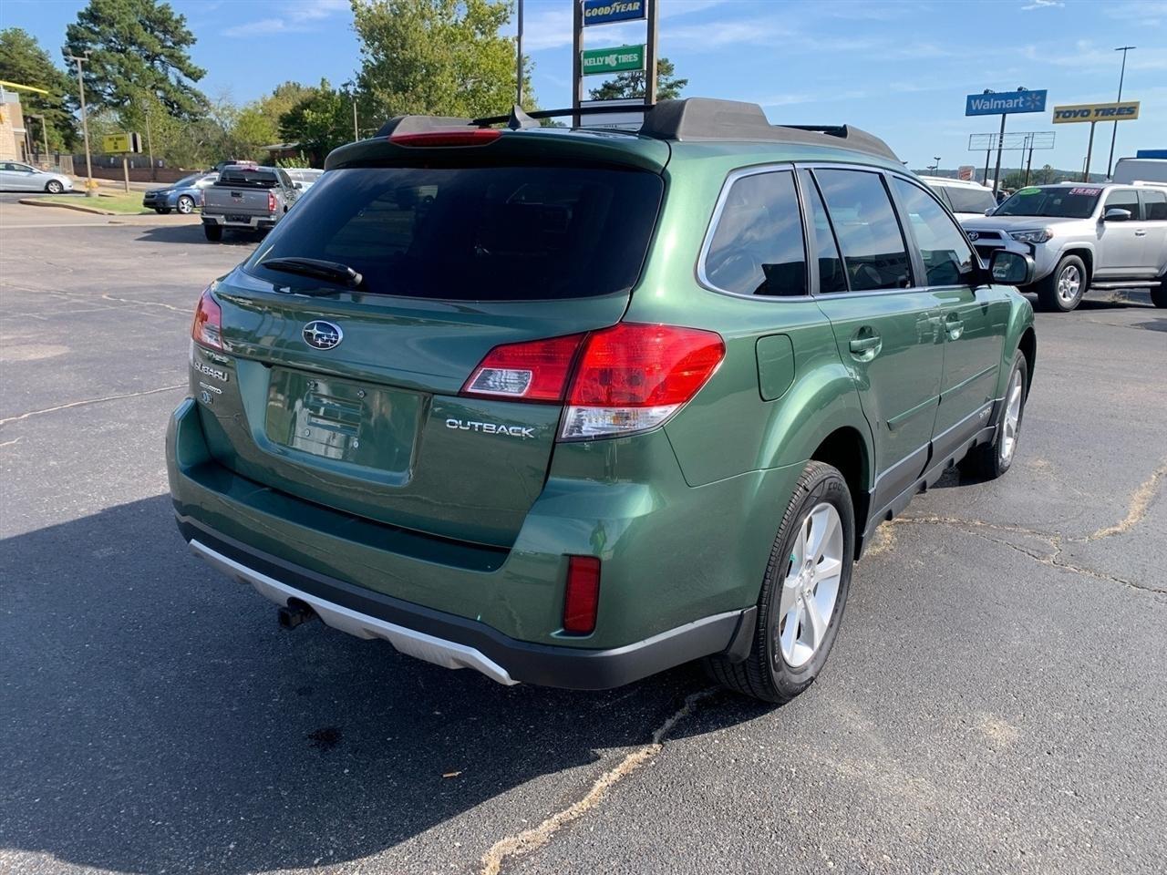 Subaru Outback  2013