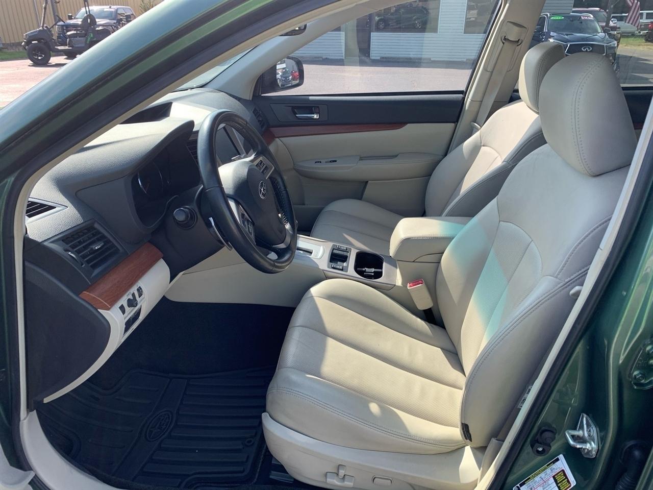 Subaru Outback  2013