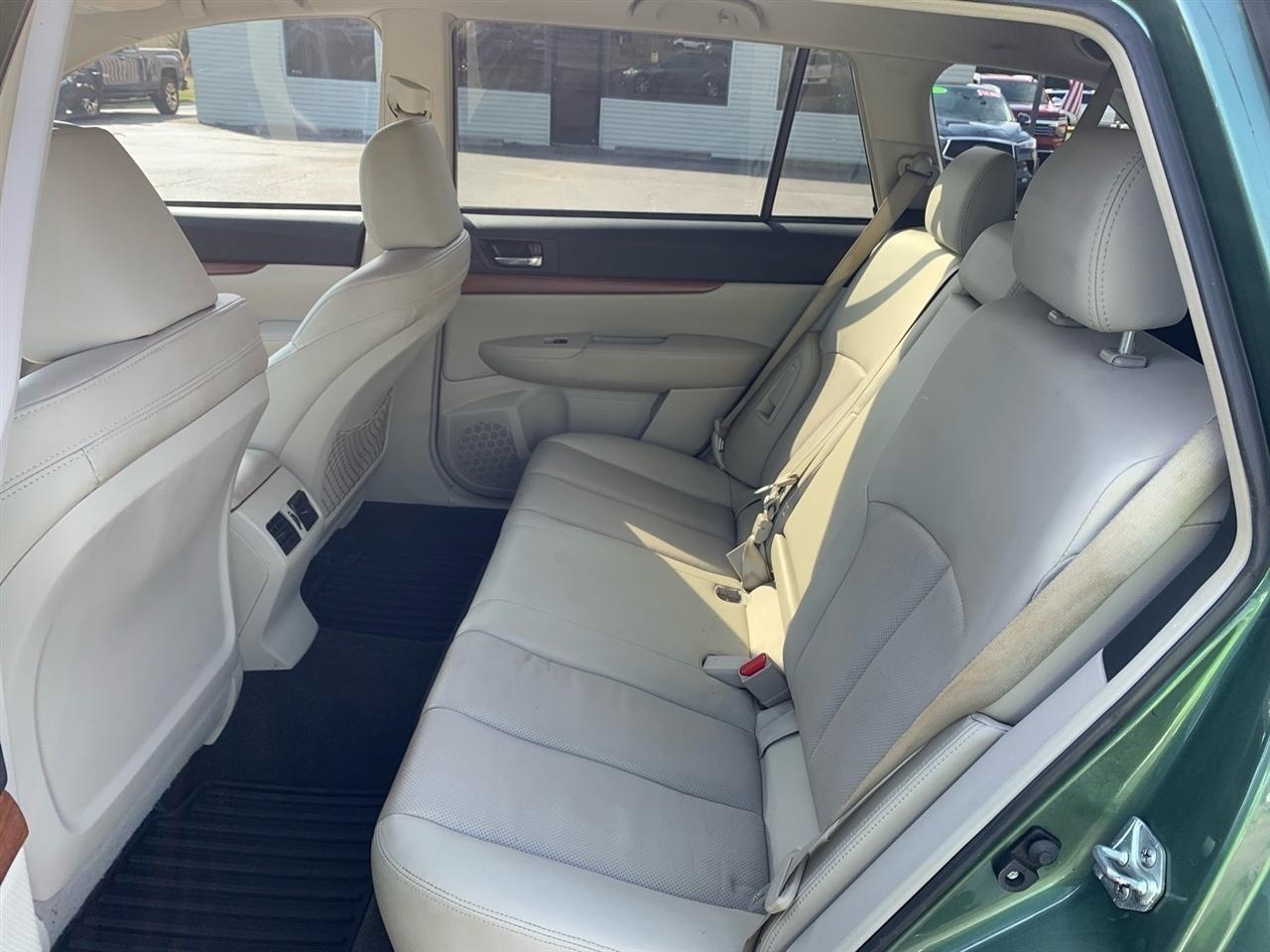 Subaru Outback  2013