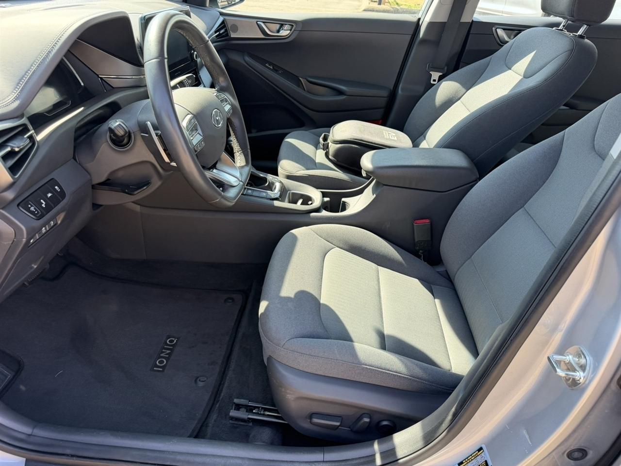 Hyundai Ioniq Plug-In Hybrid  2020
