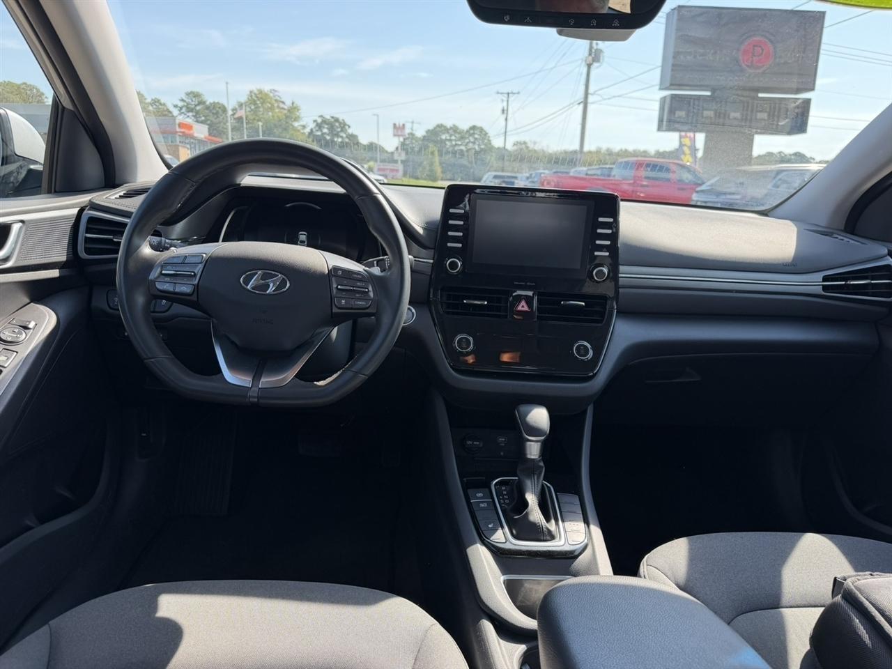 Hyundai Ioniq Plug-In Hybrid  2020