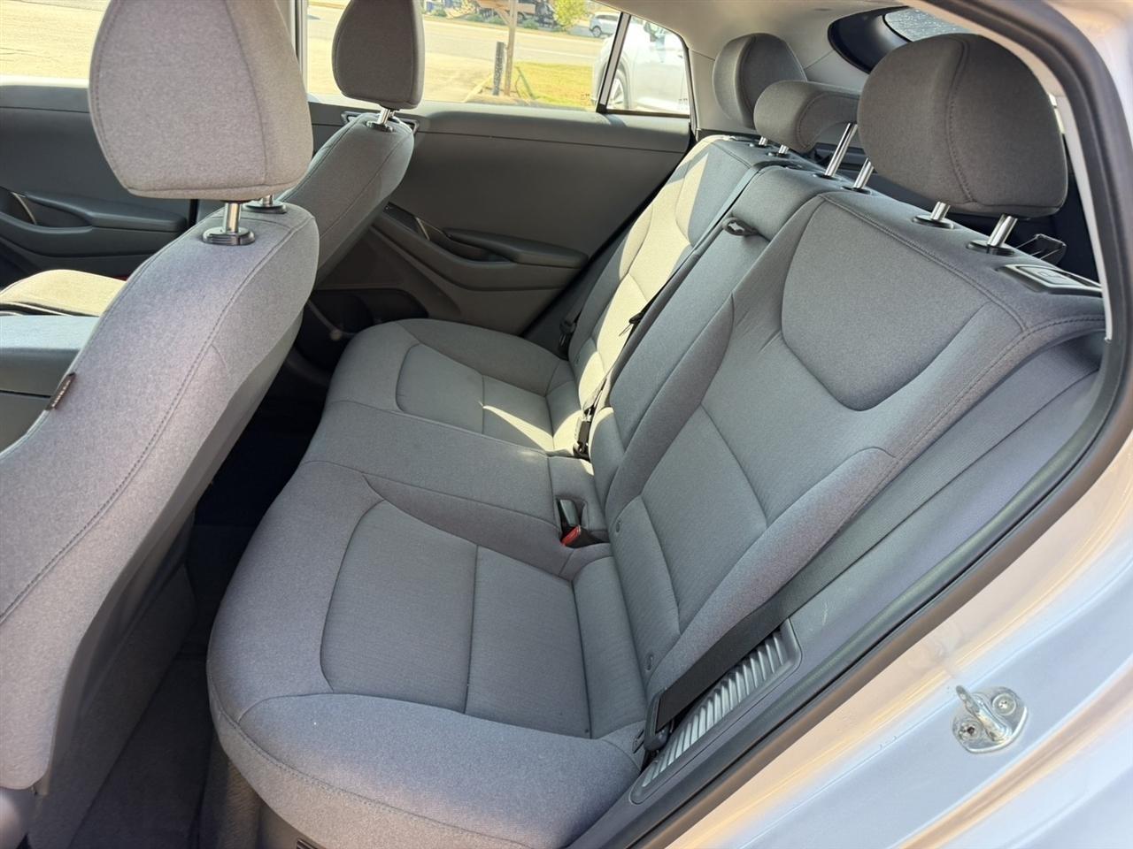 Hyundai Ioniq Plug-In Hybrid  2020