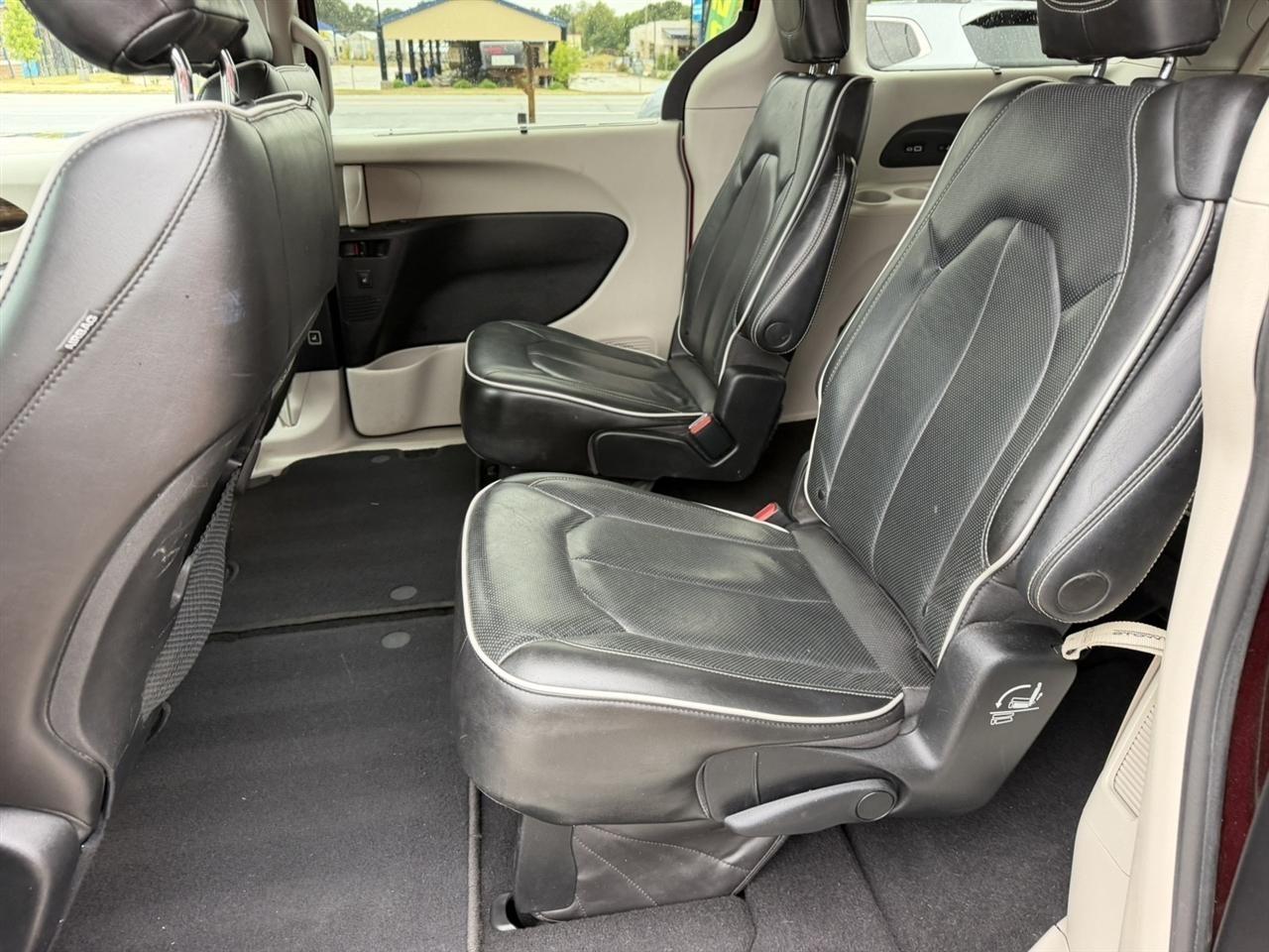 Chrysler Pacifica  2022