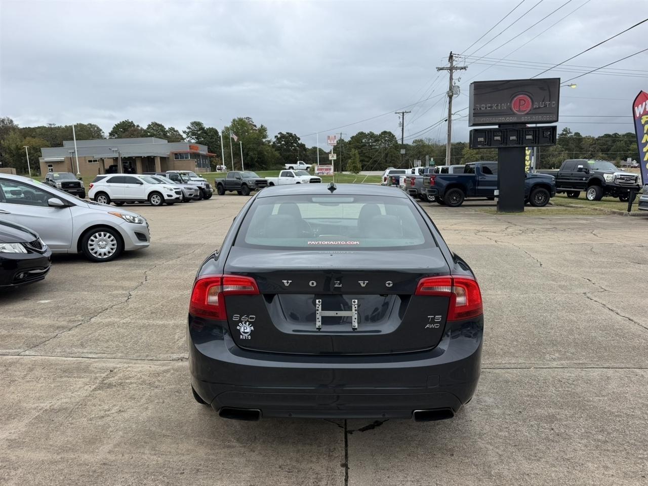 Volvo S60  2015