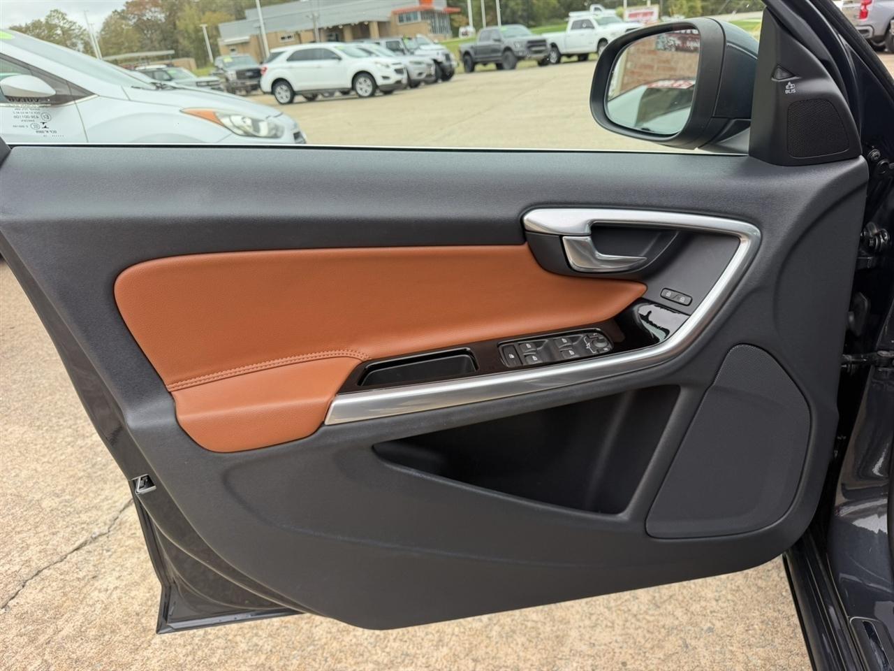 Volvo S60  2015