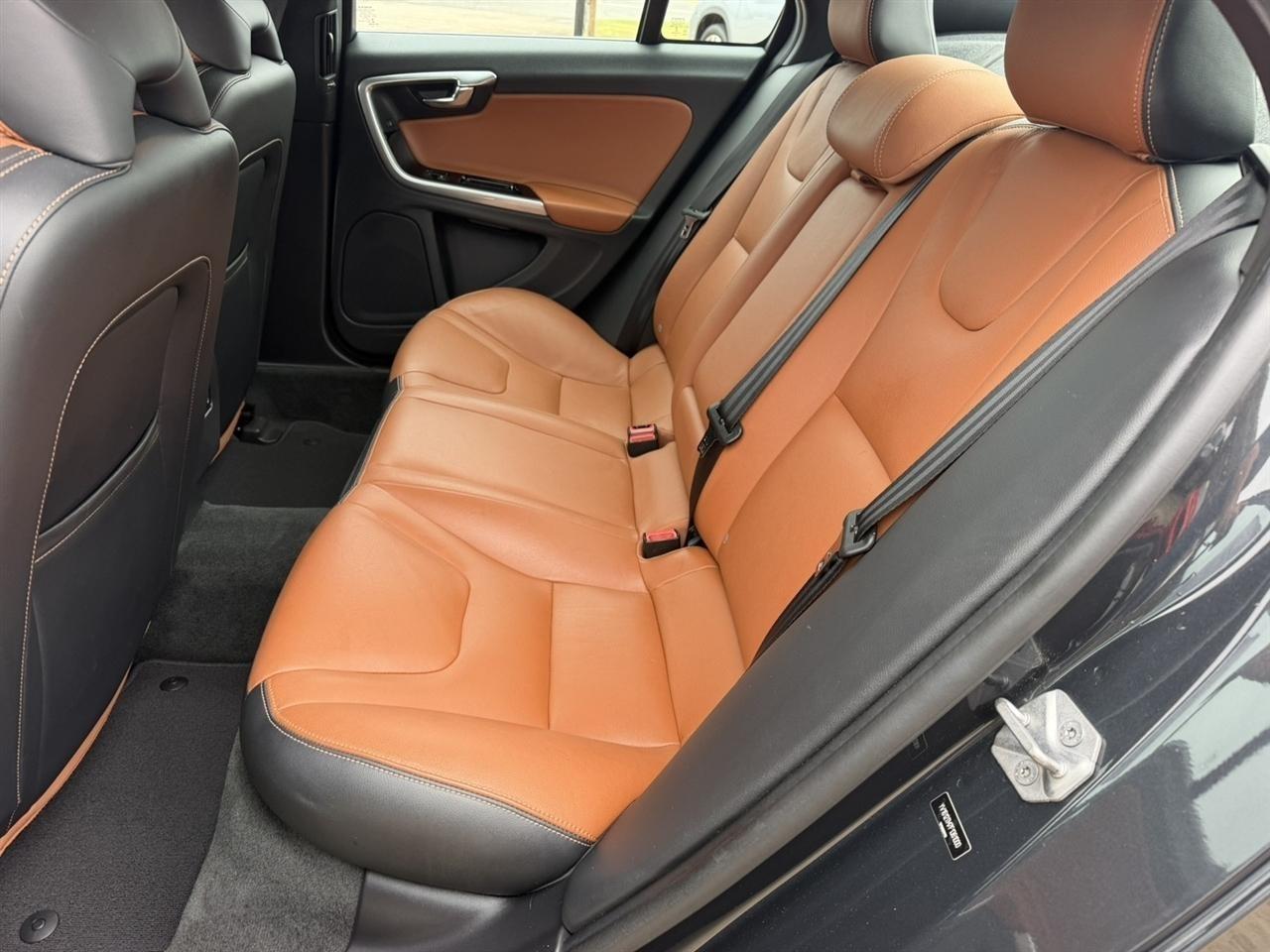 Volvo S60  2015