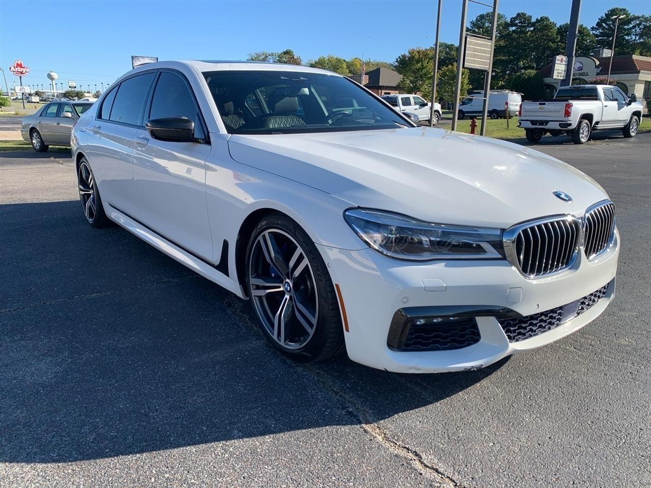 BMW 7-Series  2018