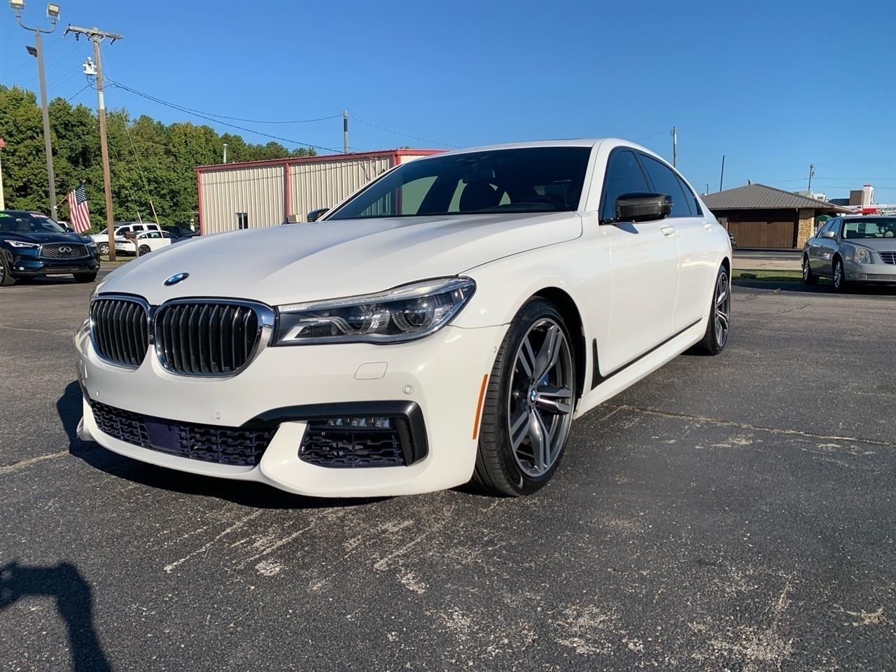 BMW 7-Series  2018