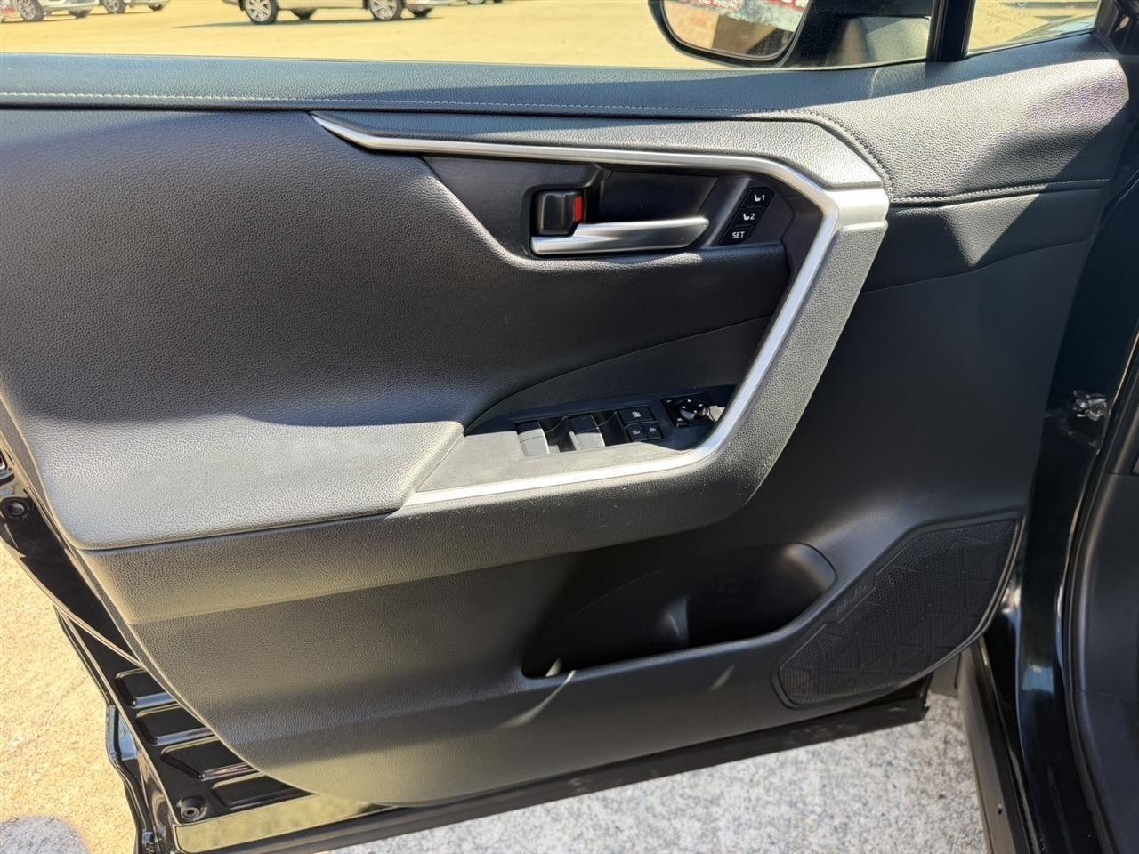 Toyota RAV4  2020