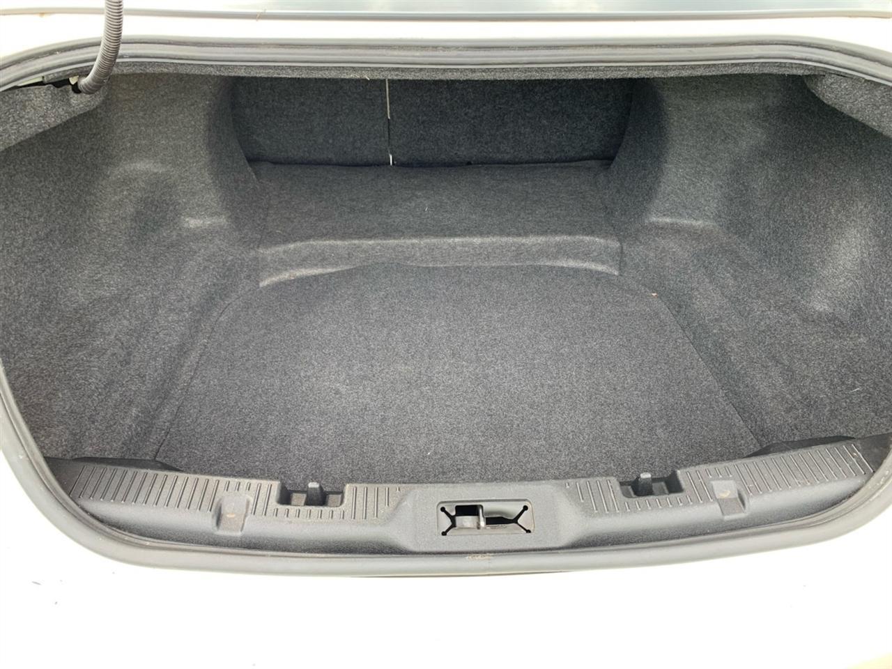 Ford Taurus  2010