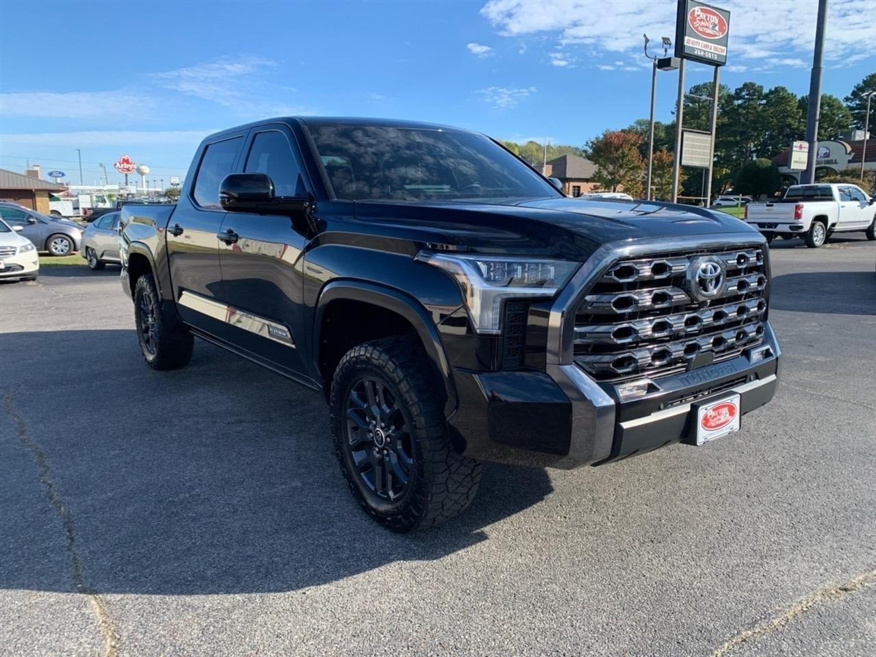 Toyota Tundra  2023