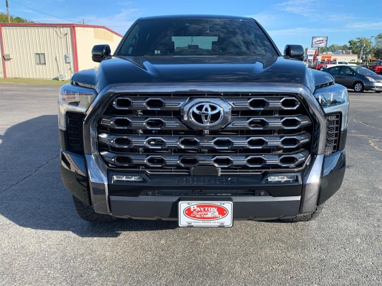 Toyota Tundra  2023