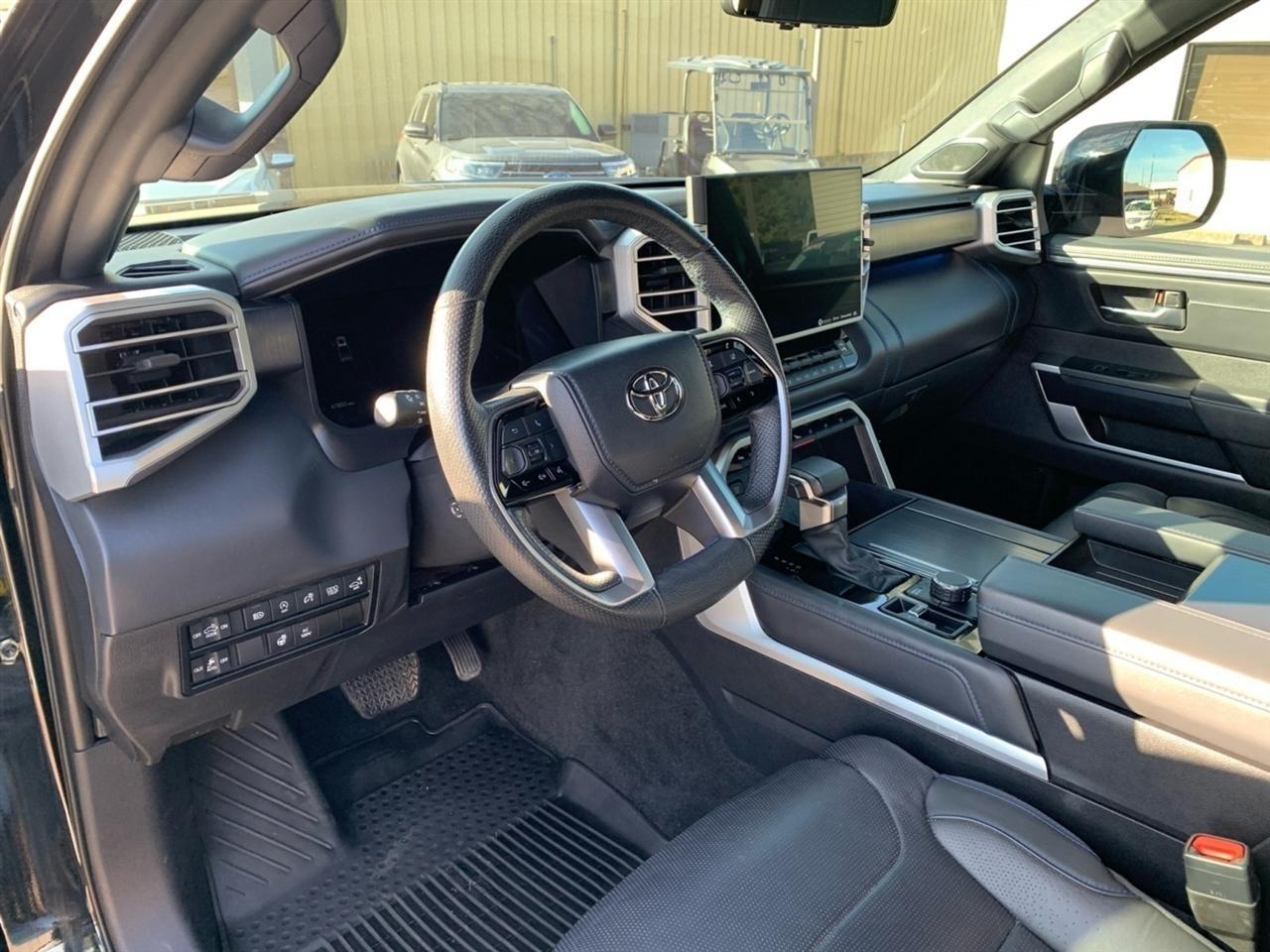 Toyota Tundra  2023