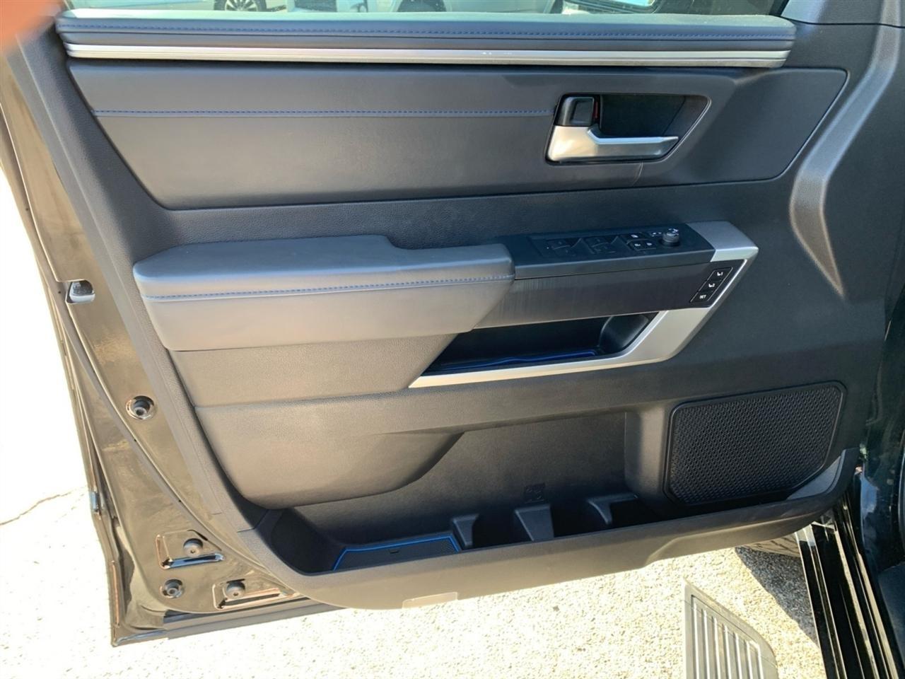 Toyota Tundra  2023