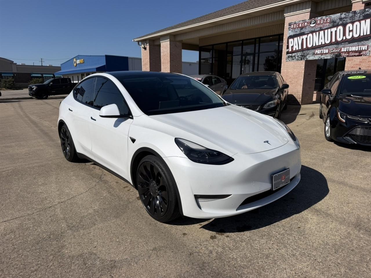 Tesla Model Y  2022