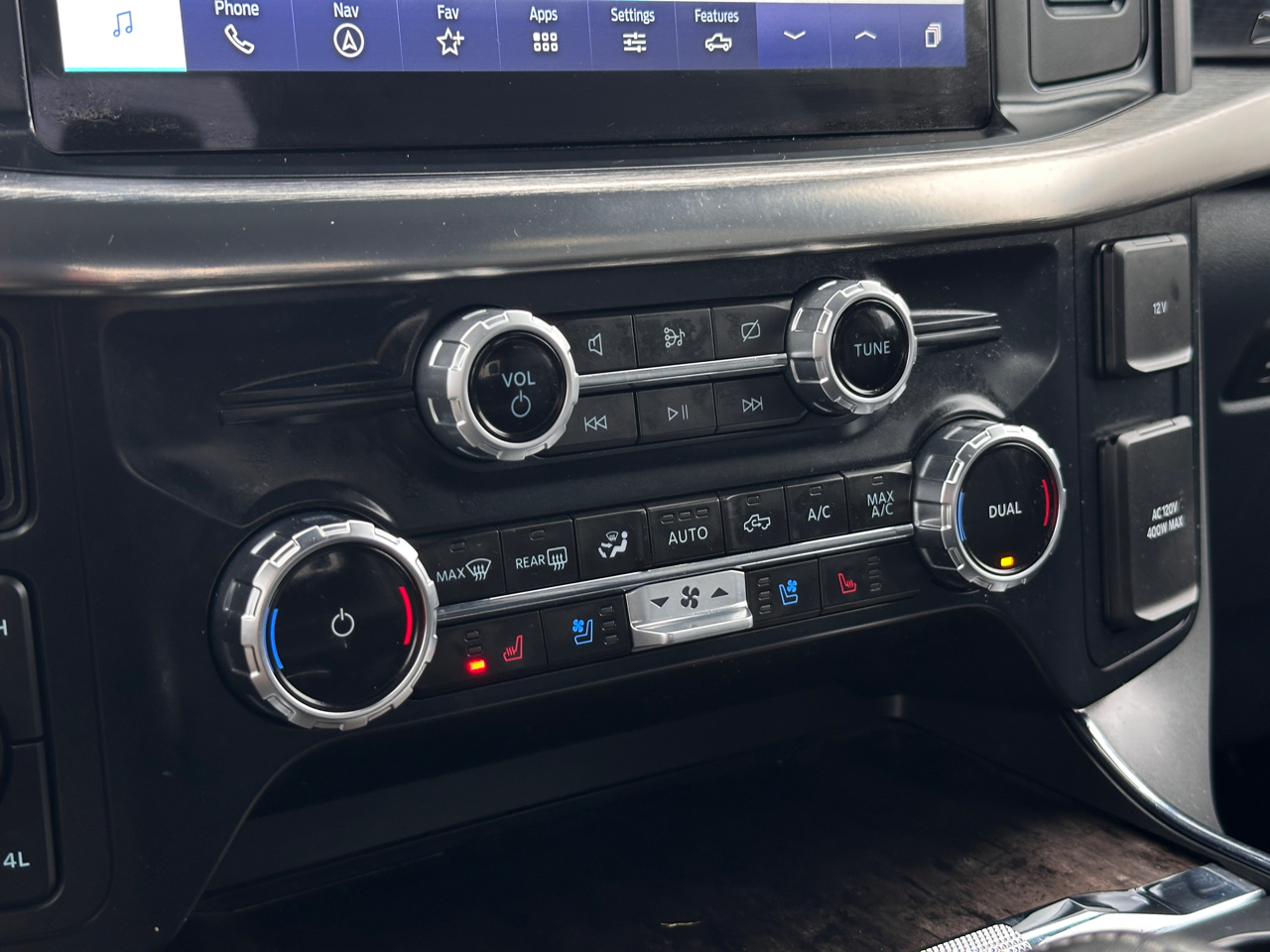 Ford F-150 Lariat SuperCrew 5.5-ft. Bed 4WD 2023