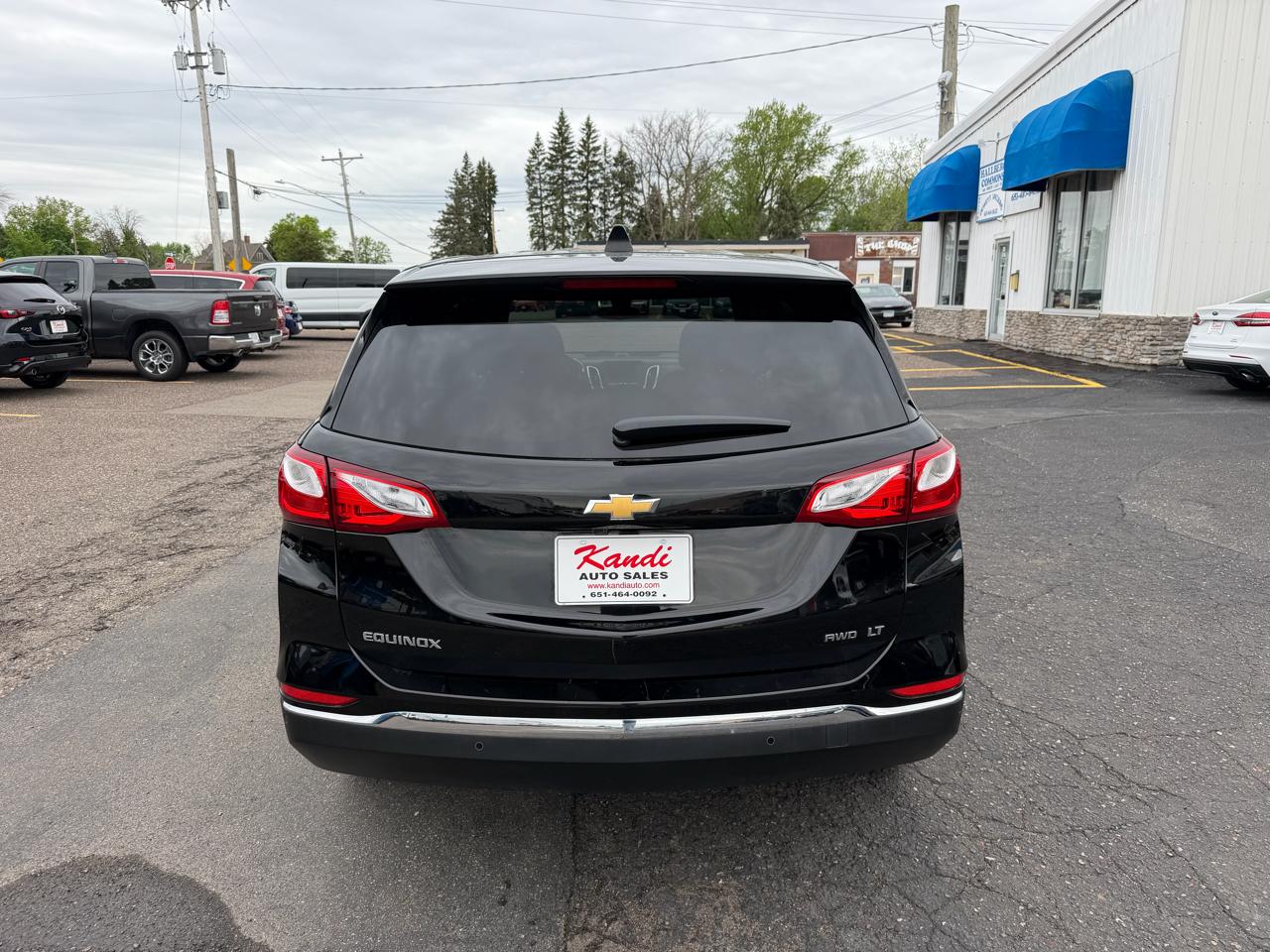 View vehicle photo 5