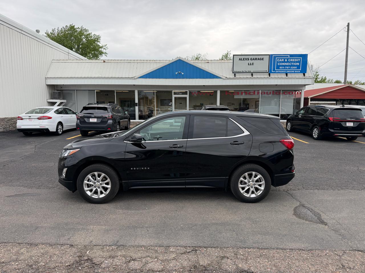 View vehicle photo 6