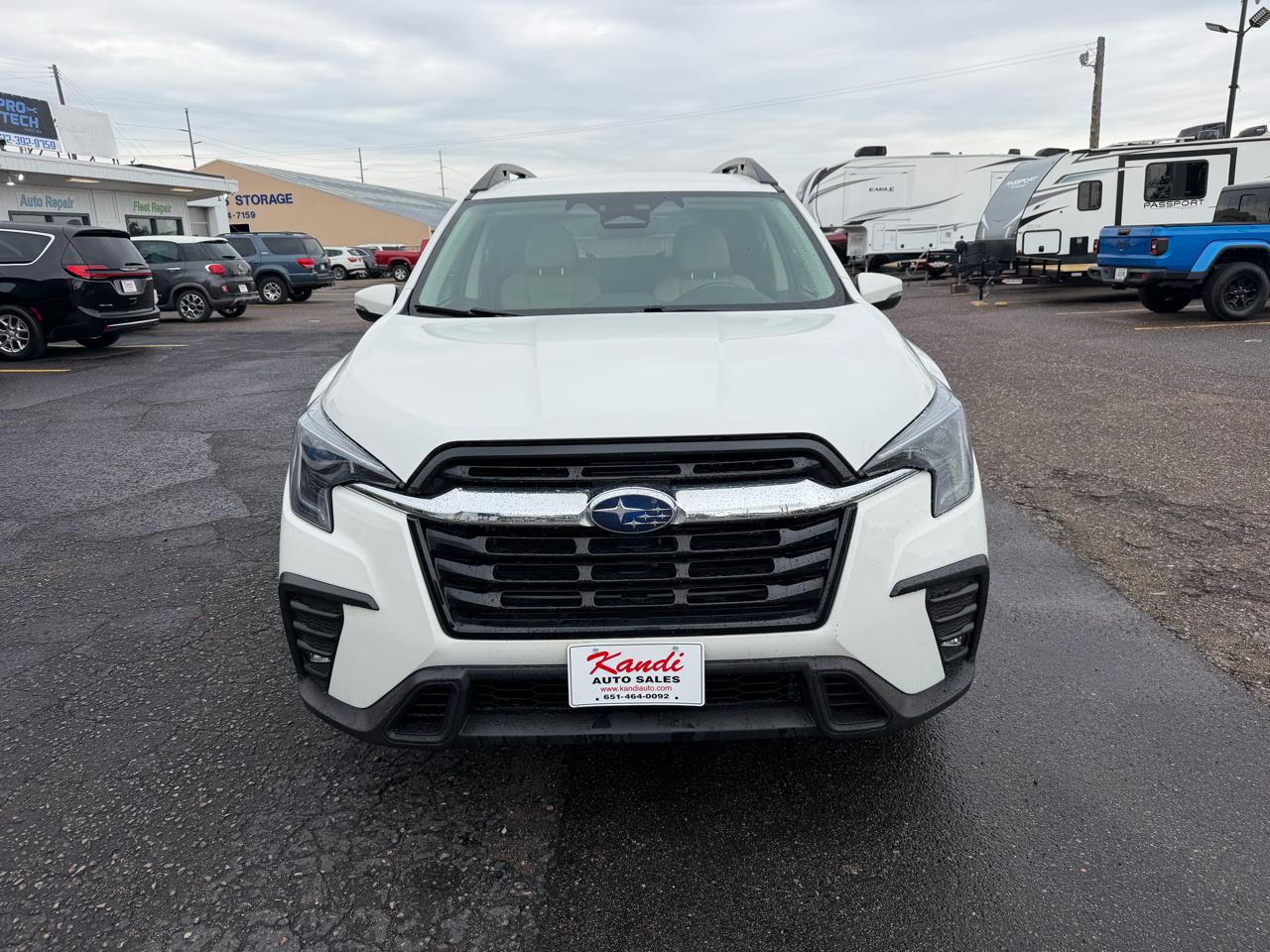 View vehicle photo 2
