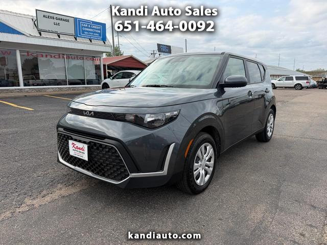Gray 2025 Kia Soul SUV / Crossover Front-Wheel Drive Automatic