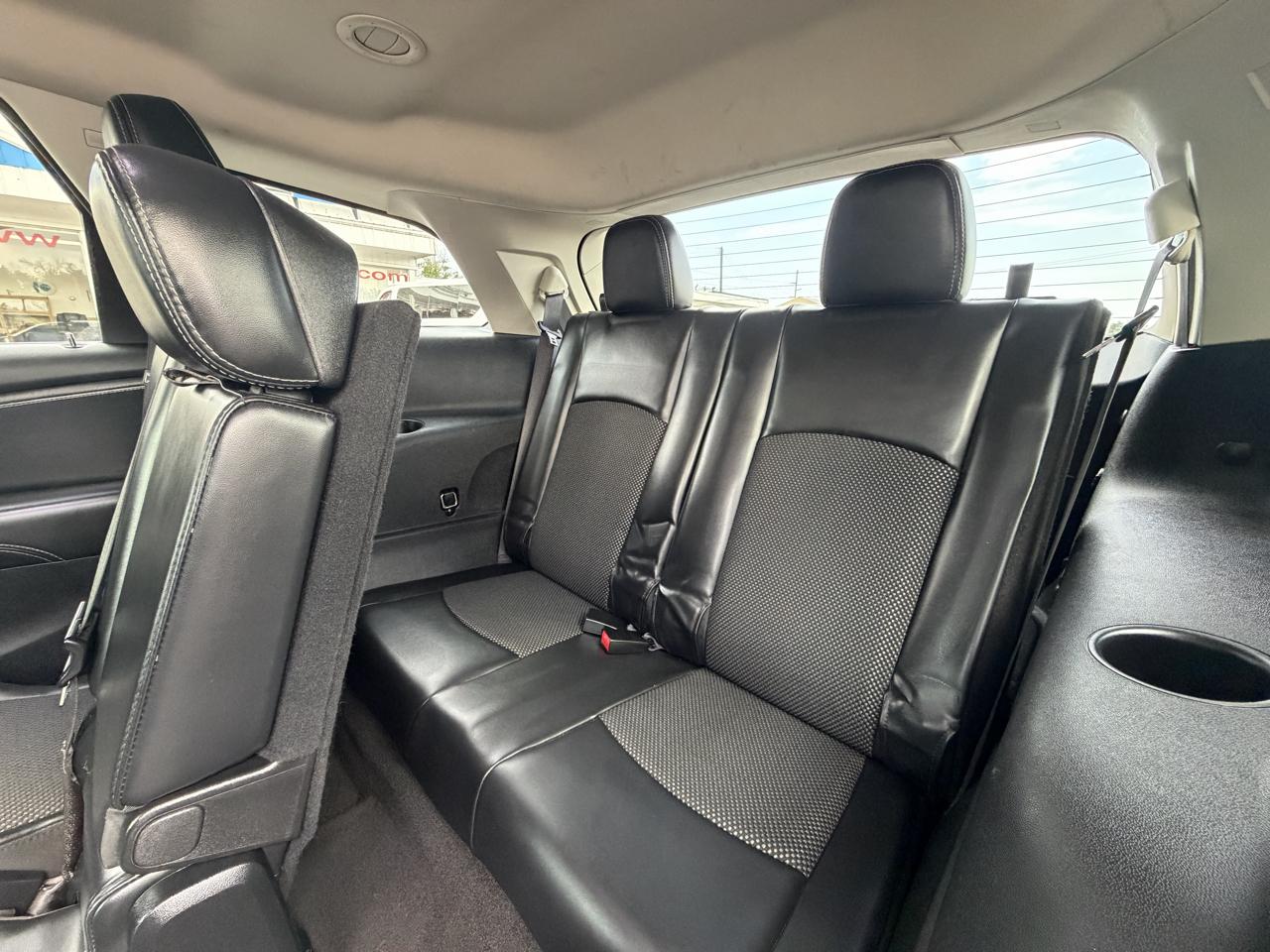2020 Dodge Journey Crossroad - Photo 11