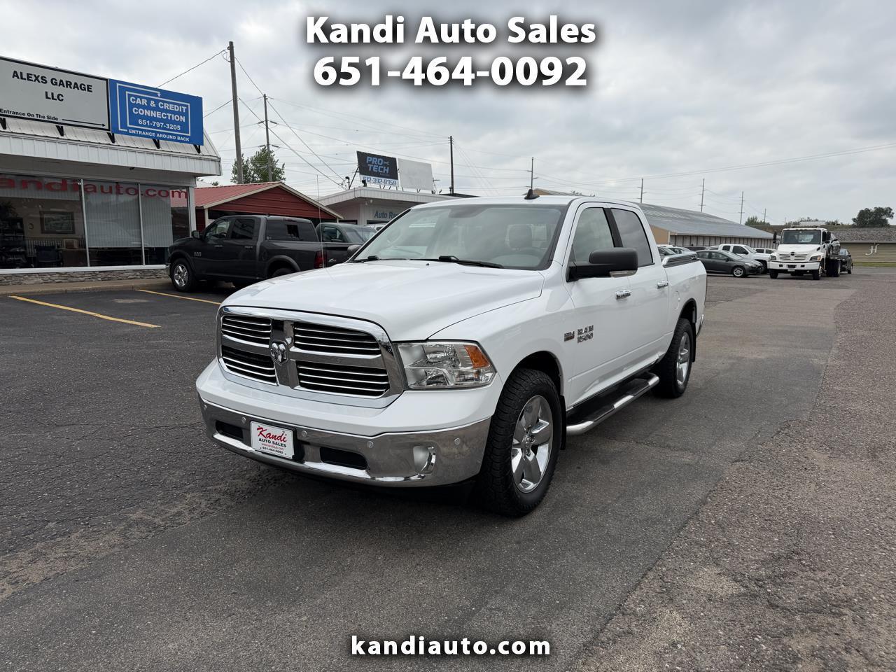2016 RAM 1500 SLT Crew Cab SWB 4WD