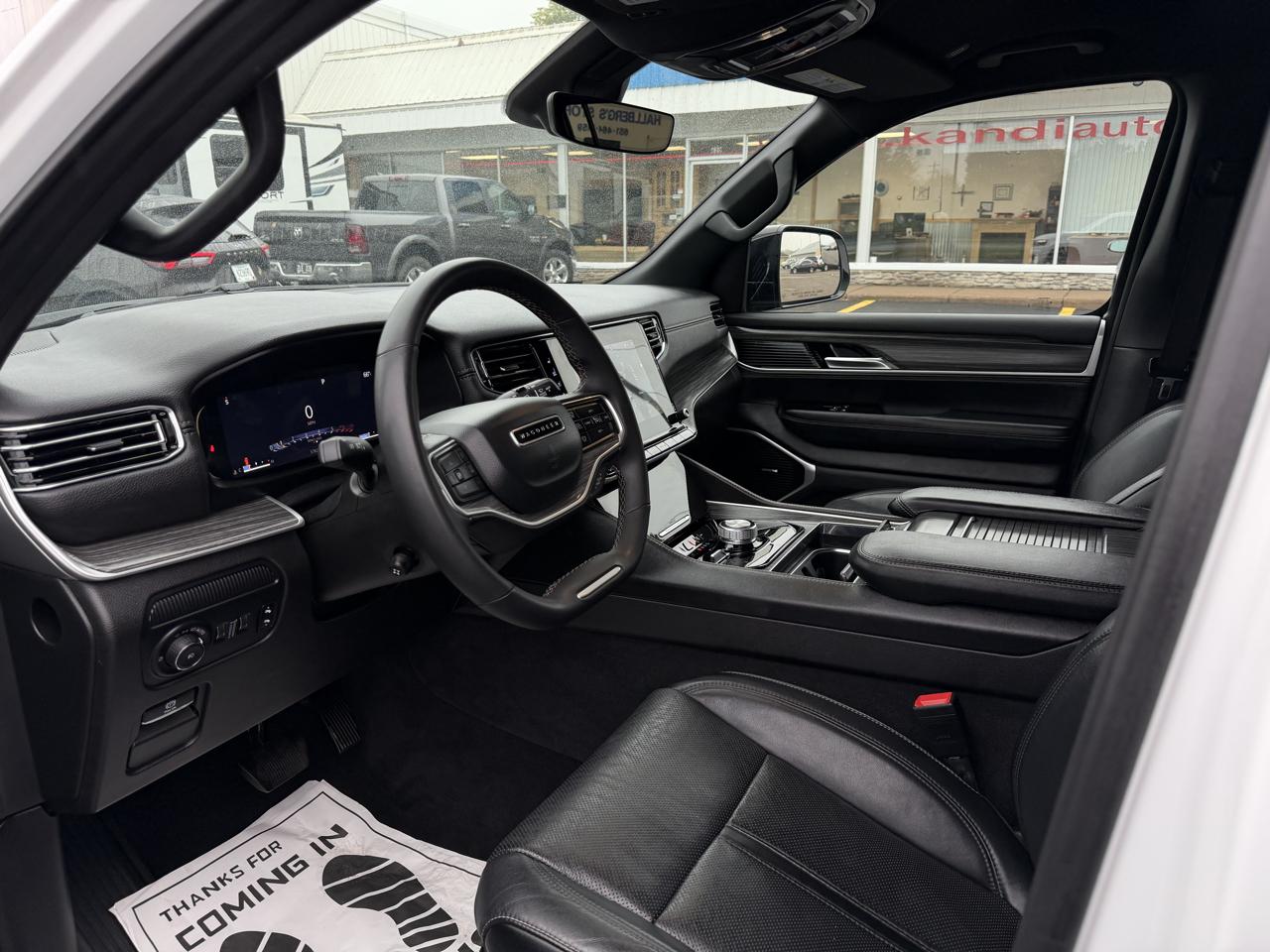 2024 Jeep Wagoneer Series II - Photo 7