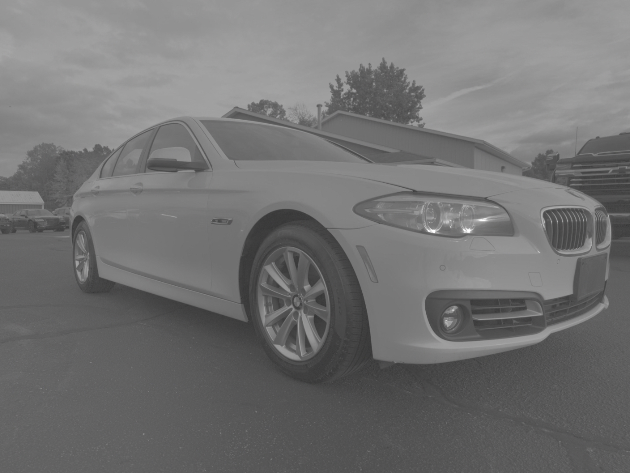 BMW 5 Series 4dr Sdn 528i xDrive AWD 2015 BMW 5 Series 4dr Sdn 528i xDrive AWD 2015