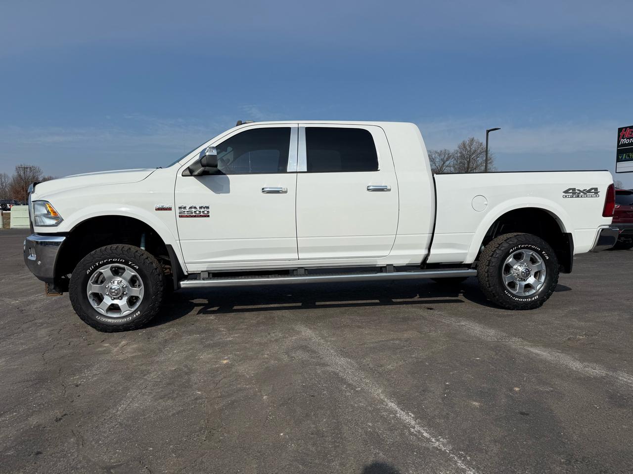 RAM 2500 Big Horn 4x4 Mega Cab 6'4" Box 2017