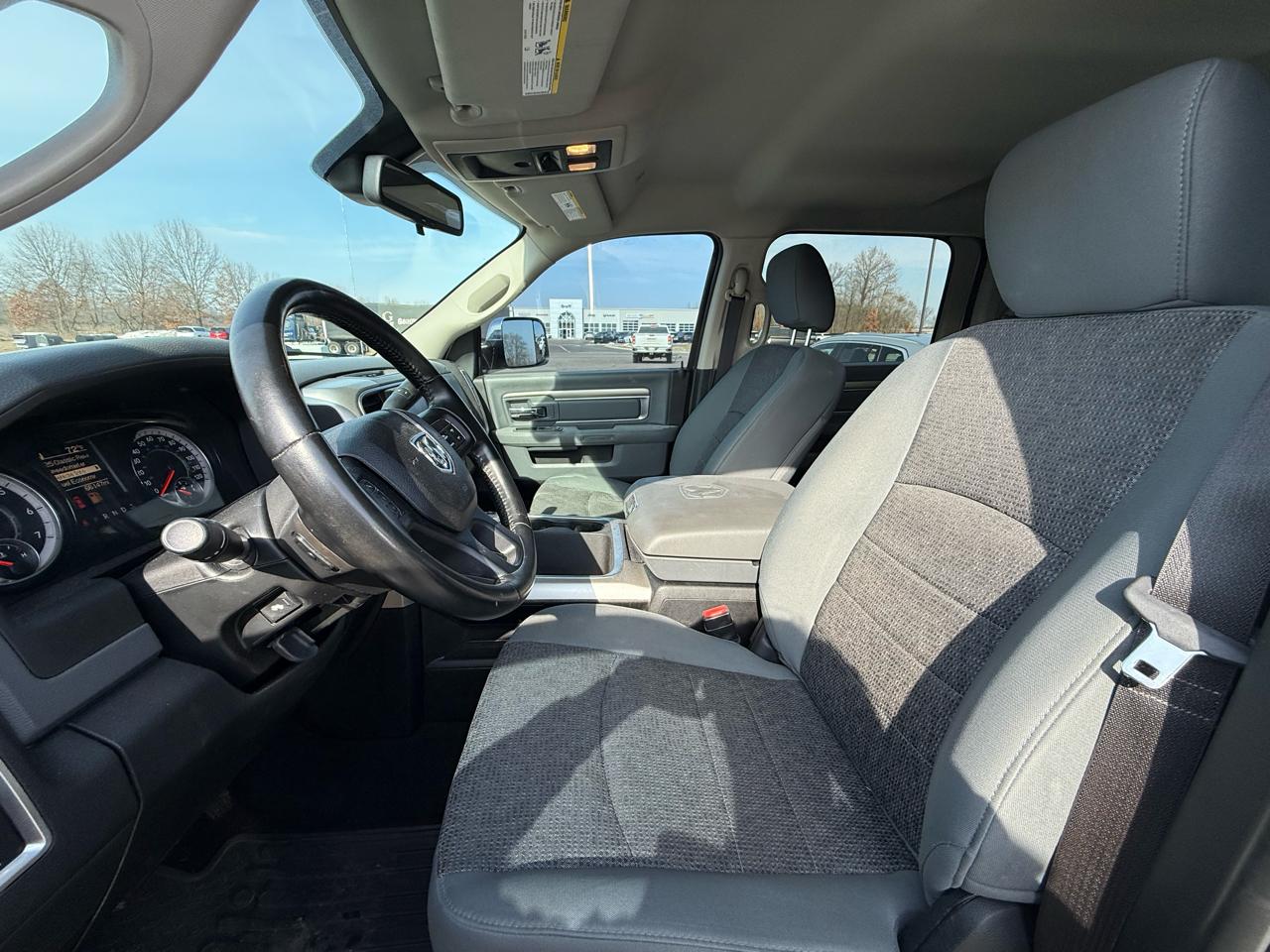 RAM 2500 Big Horn 4x4 Mega Cab 6'4" Box 2017