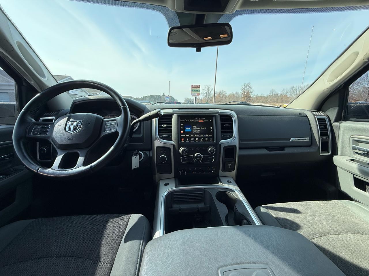 RAM 2500 Big Horn 4x4 Mega Cab 6'4" Box 2017