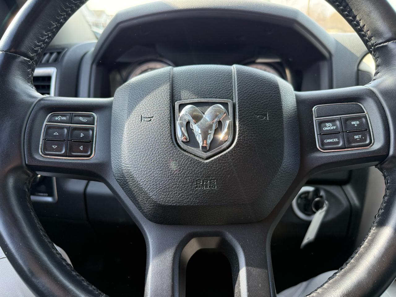 RAM 2500 Big Horn 4x4 Mega Cab 6'4" Box 2017