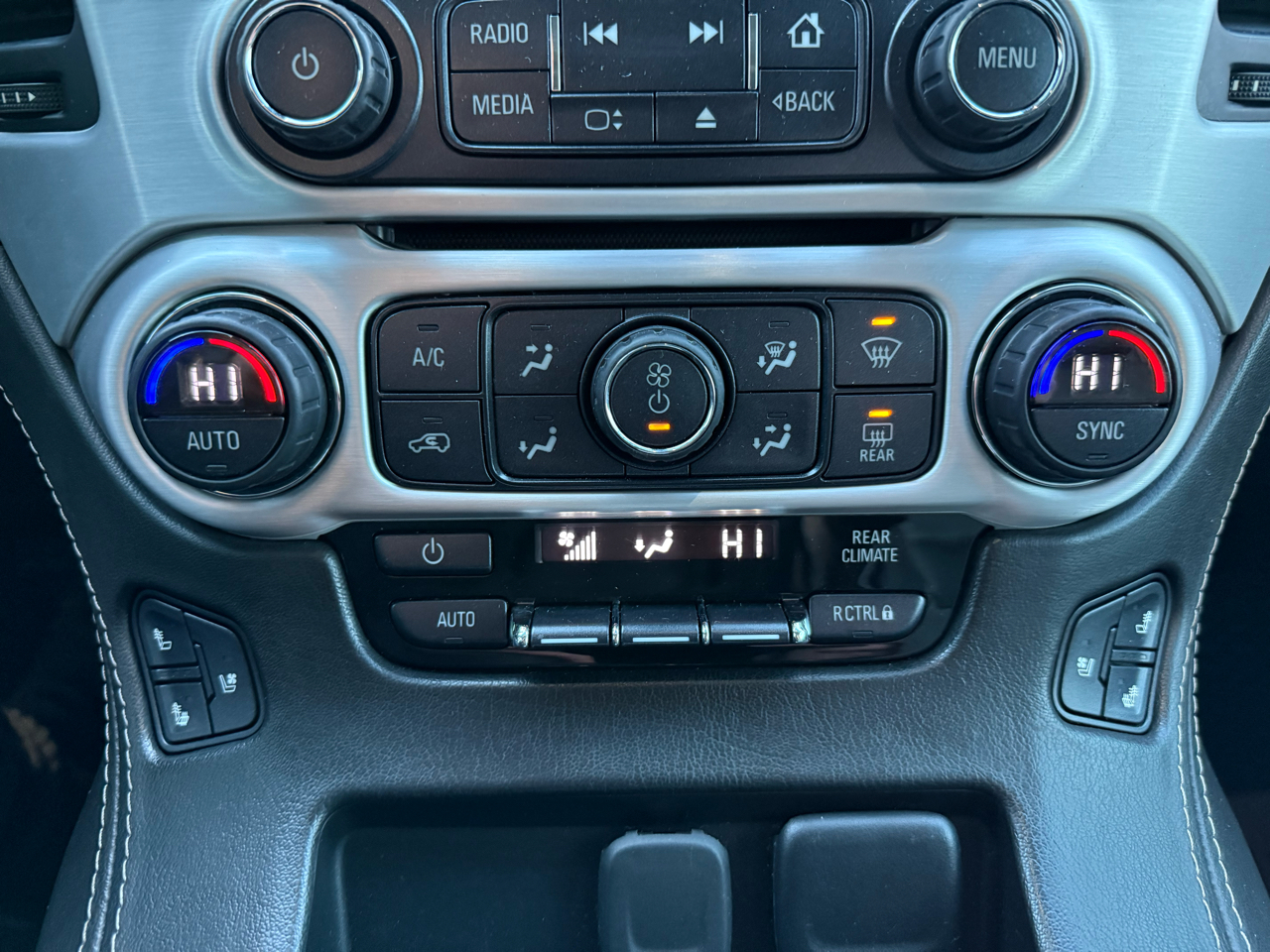 GMC Yukon 4WD 4dr SLT 2020