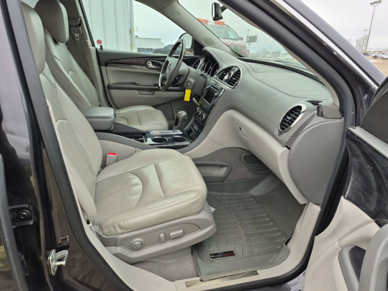 Buick Enclave AWD 4dr Leather 2015