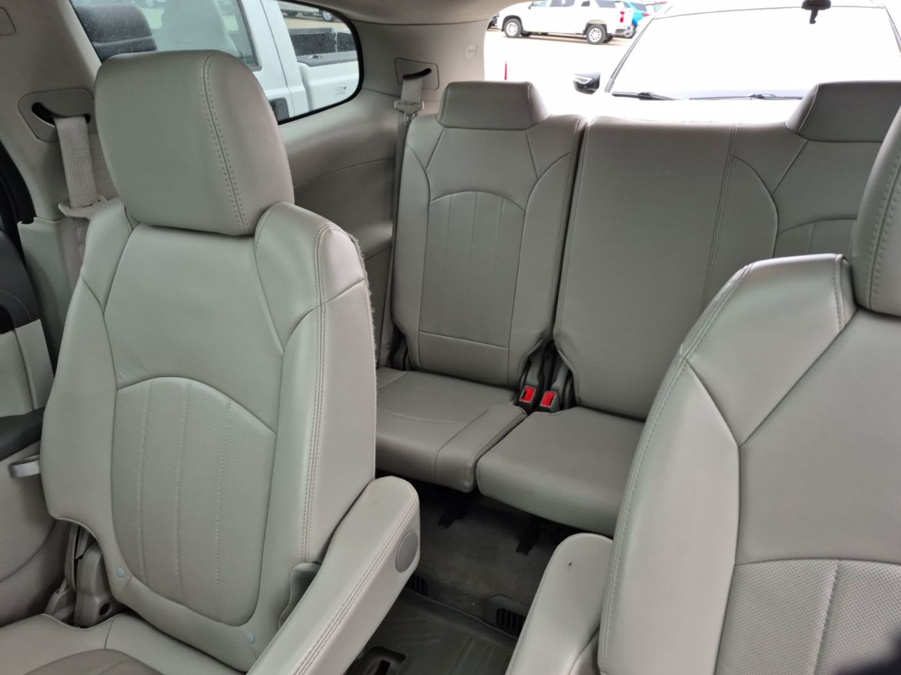 Buick Enclave AWD 4dr Leather 2015