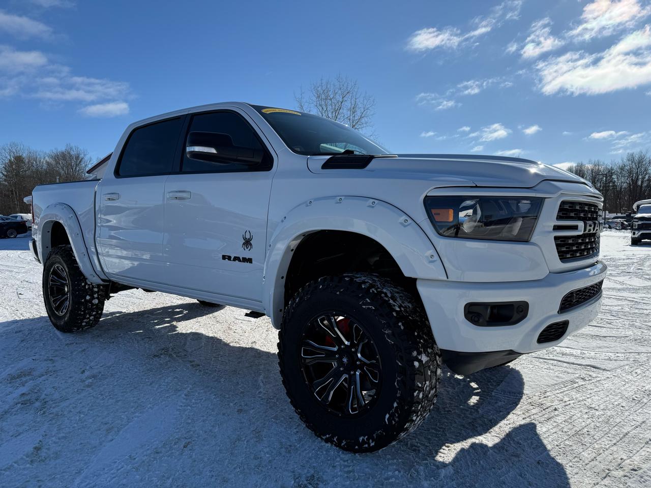 RAM 1500 Big Horn 4x4 Crew Cab 5'7" Box 2022