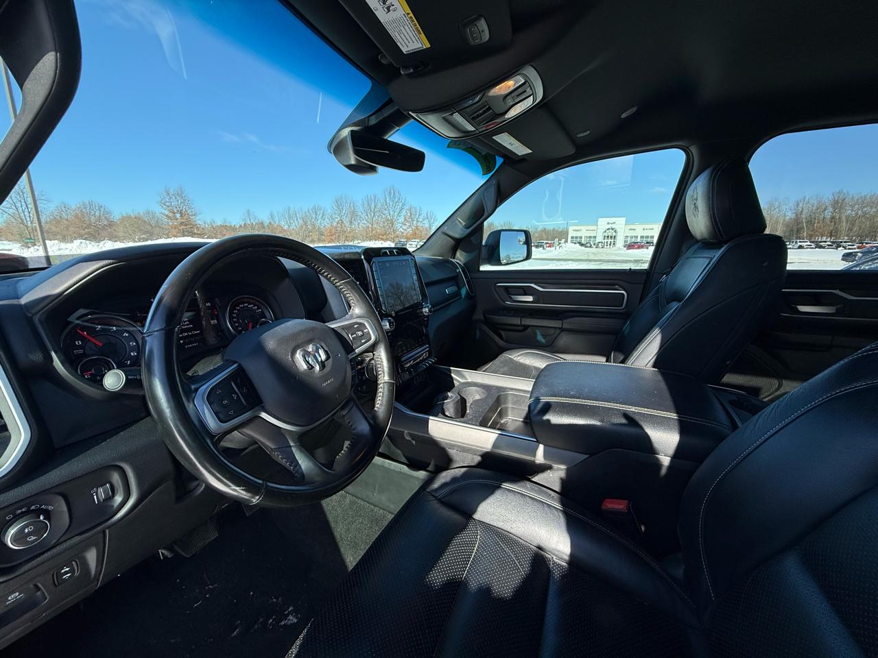 RAM 1500 Big Horn 4x4 Crew Cab 5'7" Box 2022