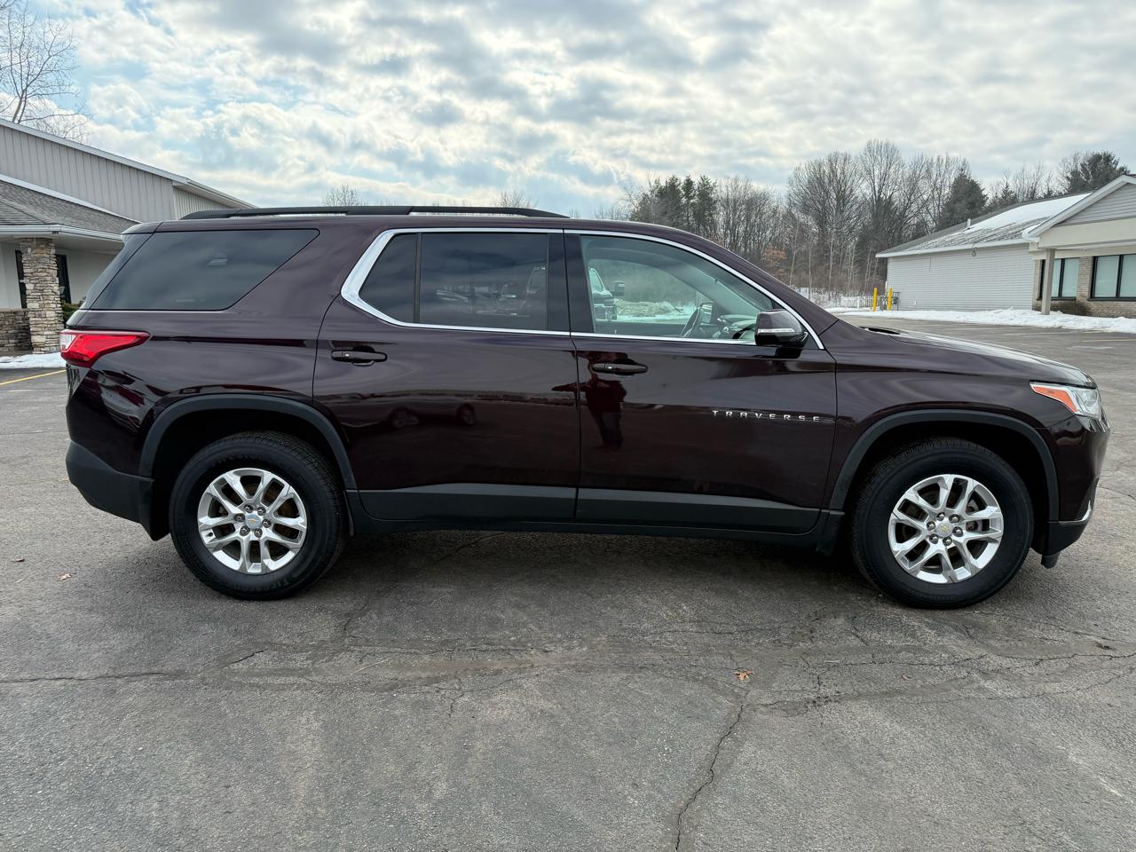 Chevrolet Traverse AWD 4dr LT Cloth w/1LT 2020