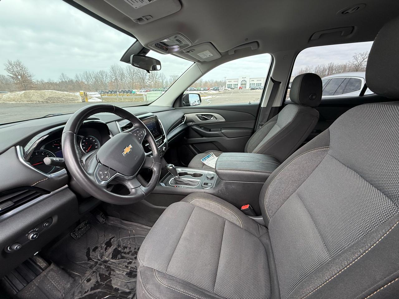 Chevrolet Traverse AWD 4dr LT Cloth w/1LT 2020