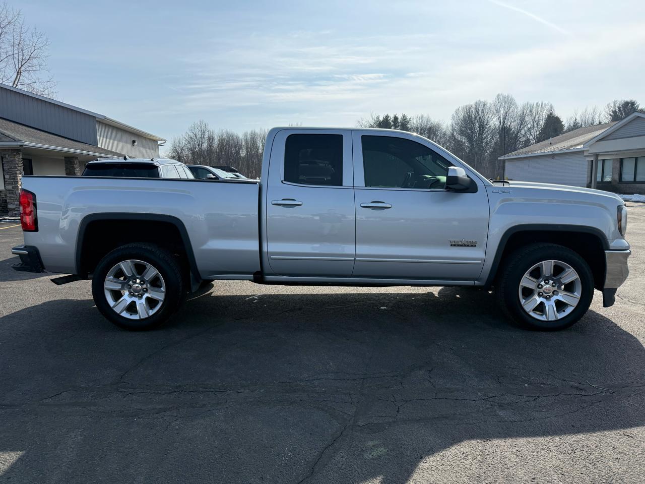 GMC Sierra 1500 4WD Double Cab 143.5" SLE 2016