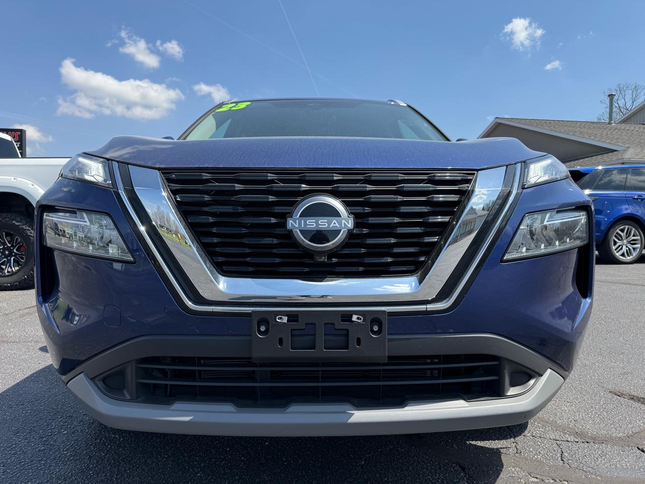 Nissan Rogue AWD SV 2023