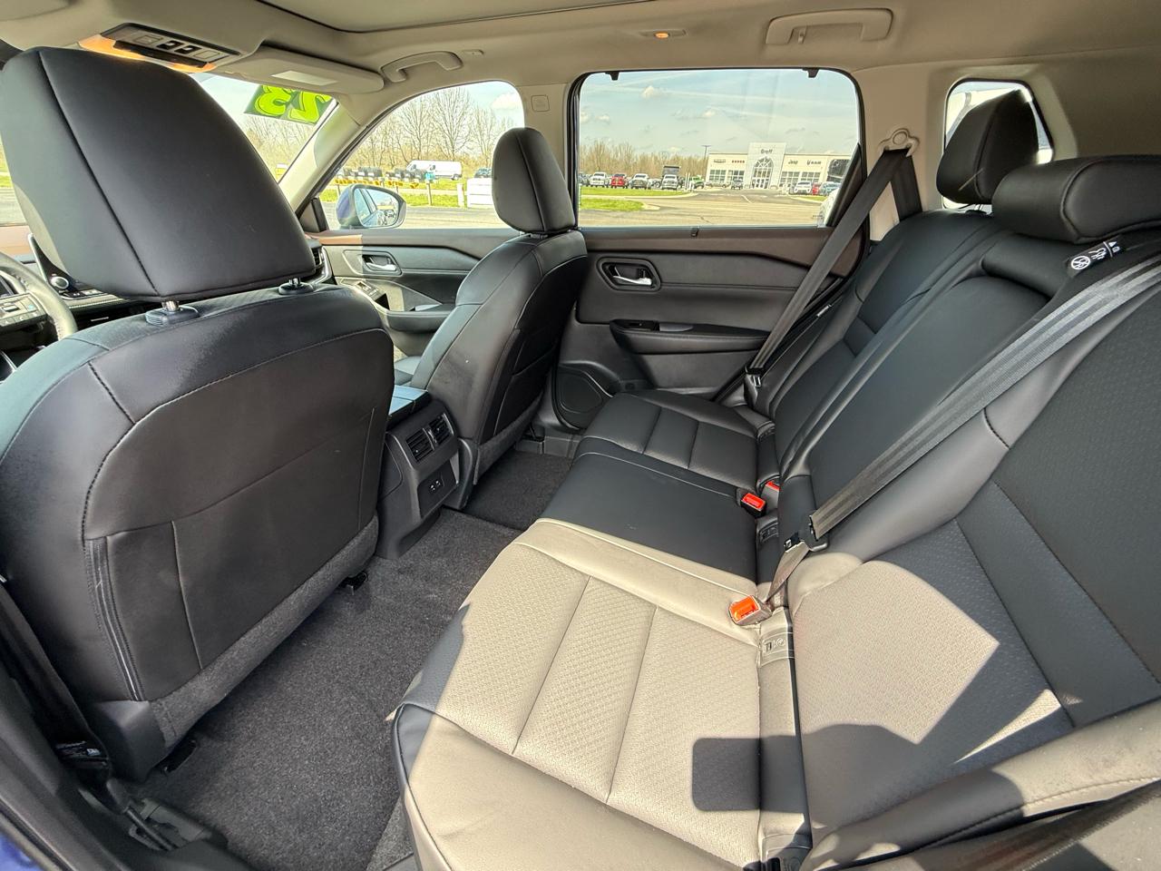 Nissan Rogue AWD SV 2023