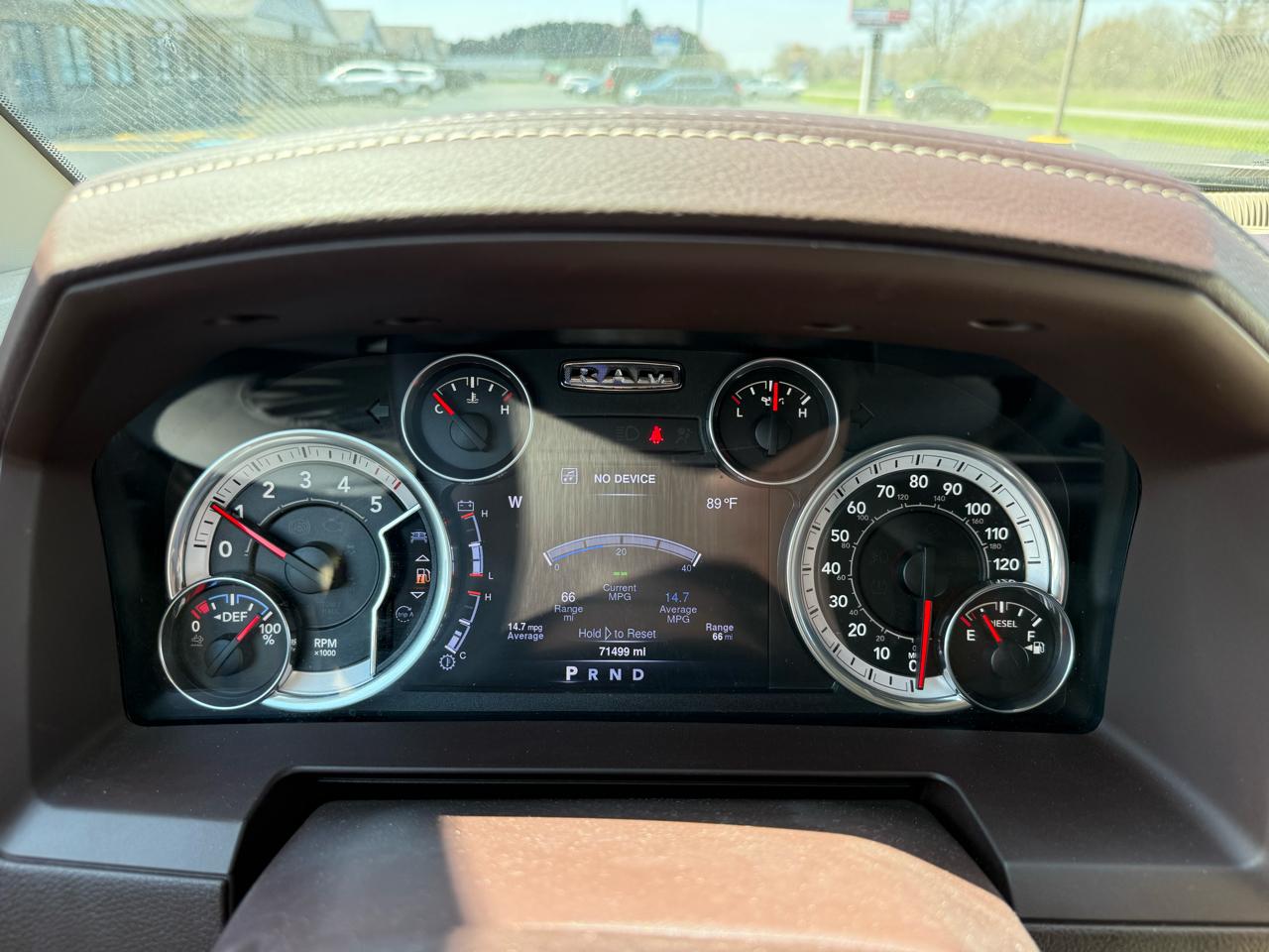RAM 1500 2WD Crew Cab 140.5" Laramie 2016