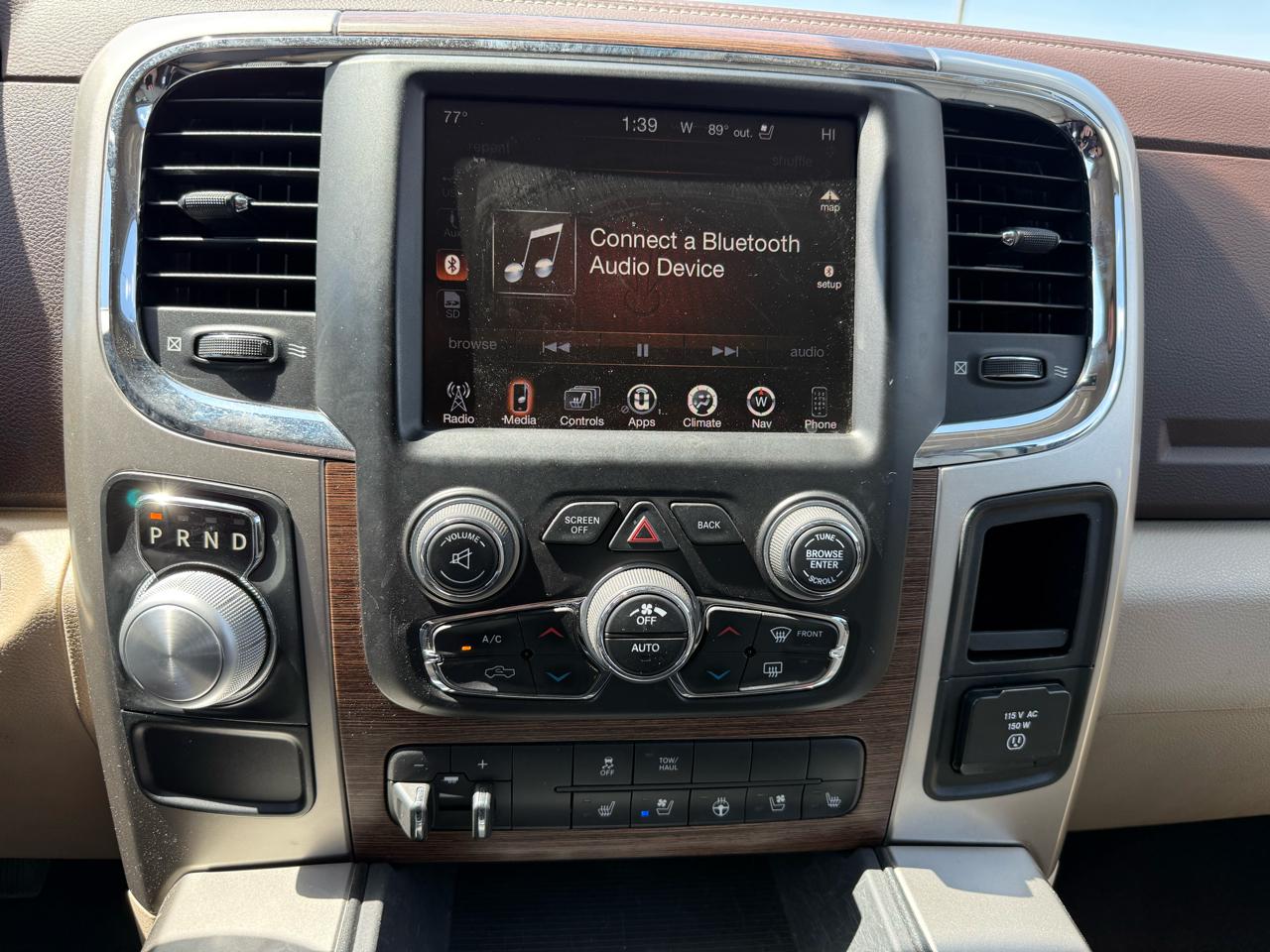 RAM 1500 2WD Crew Cab 140.5" Laramie 2016