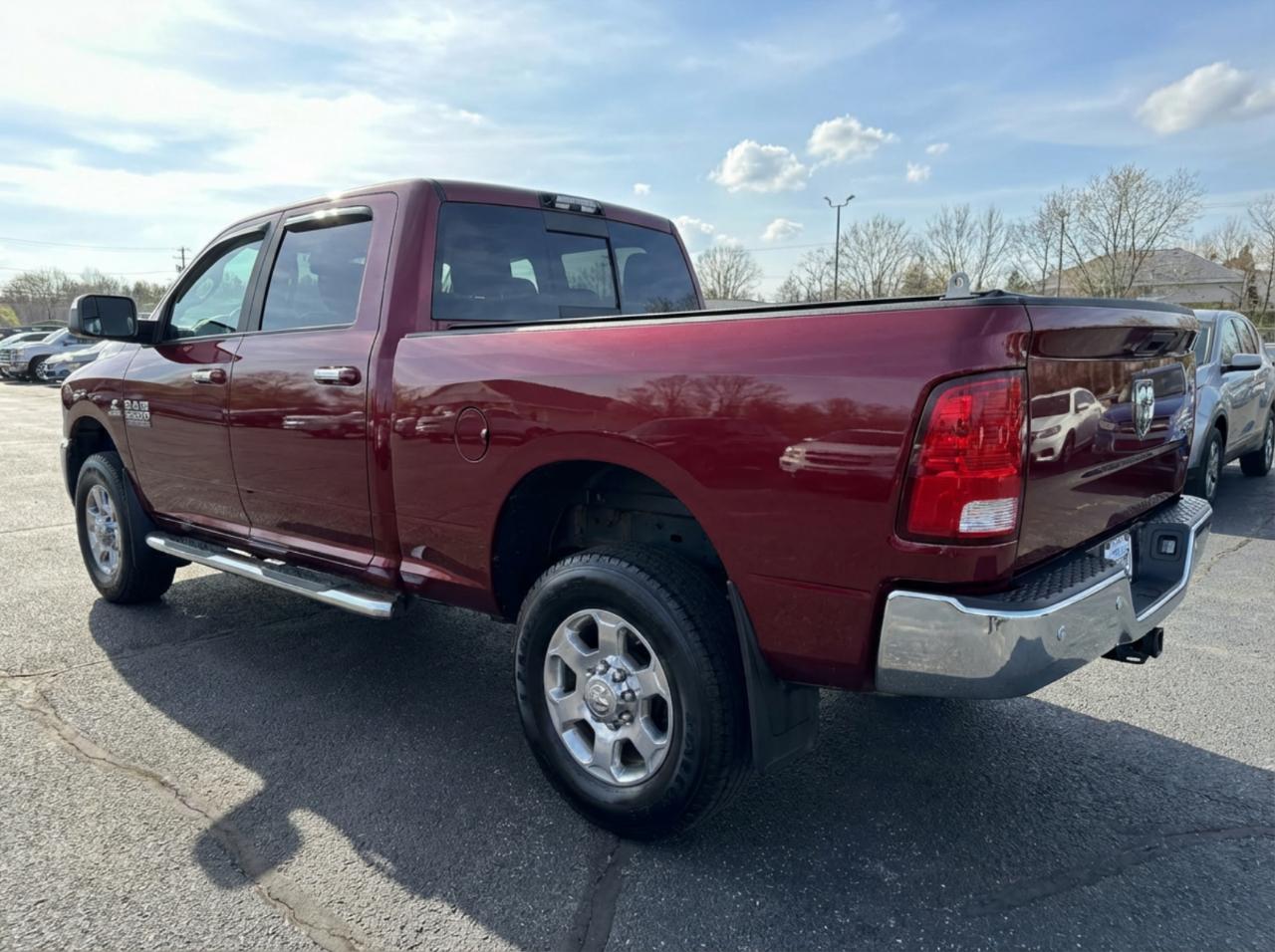 RAM 2500 SLT 4x4 Crew Cab 6'4" Box 2018